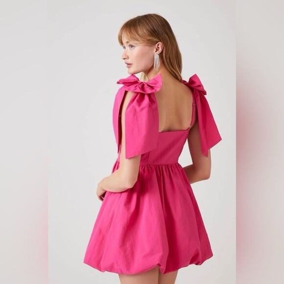 Forever 21 Plunging Bow Babydoll Dress in Hot Pink Bubble Barbie Small - Picture 2 of 5